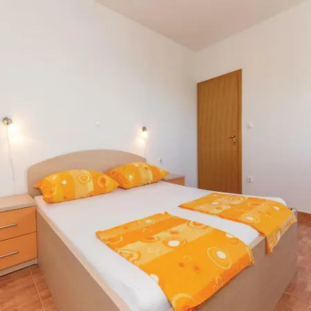 Beautiful Apartment In Krvavica With Wifi Exterior foto